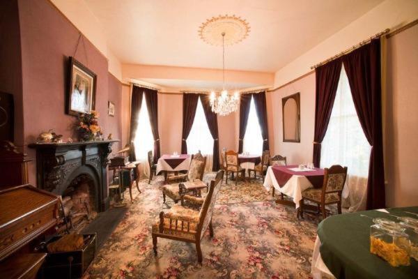 אולברסטון Westella Colonial B&B Accommodation מראה חיצוני תמונה
